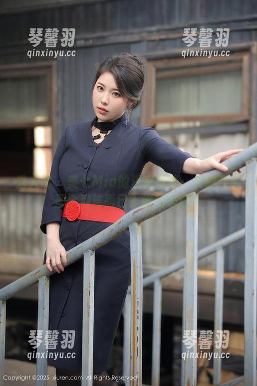 秀人网-美七Mia 秀人网 - 美七Mia的浴室图集:关键在于那个泡沫而已?谁知道呢?