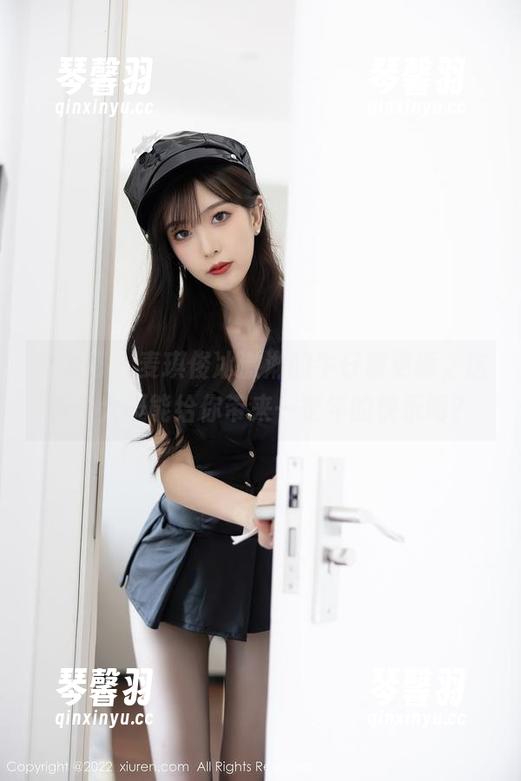 秀人网-麦琪绫冰激淋 秀人网 - 麦琪绫冰激淋的牛仔裤更新,这裤子大概能给你带来一整年的快乐吧?