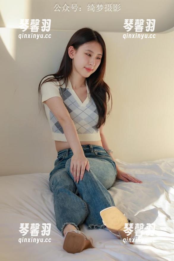 绮梦摄影-露露 绮梦摄影 - 专属美图:露露的瑜伽,让我想起那次无意间的一瞥…