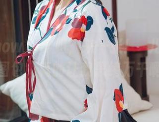 花漾show – 学姐，来一张！玥儿玥er最新图包，真的让我思绪万千啊！