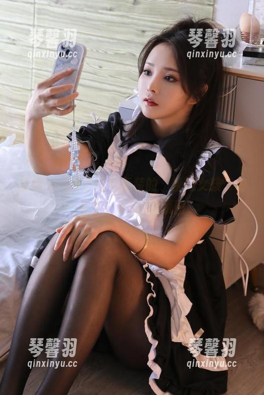 苏嫣qvq 苏嫣qvq:穿着女王装的“普通女孩”的奇梦!#cos#原图