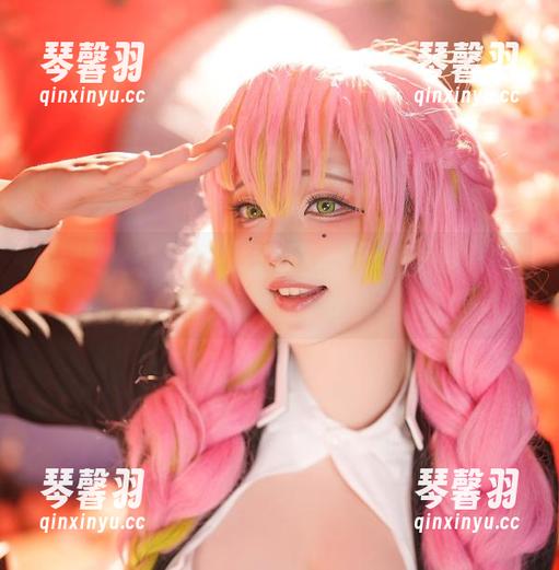 菌烨tako 残酷的美:菌烨tako的黑白私房图片,一不小心就陷进去