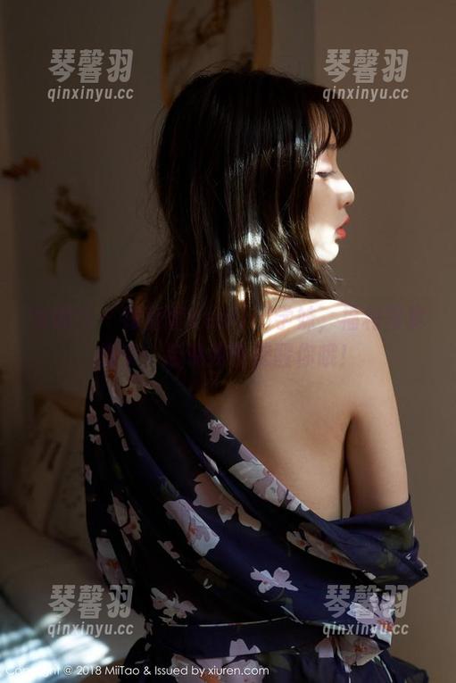 蜜桃社 - 陆萱萱Cecilia学妹，福利写真快来，别说我没提醒你哦！