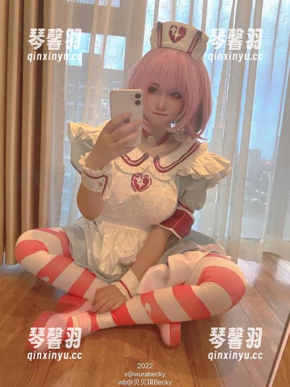 贝贝琪Becky 贝贝琪Becky的另类私拍,瞧这双马尾,太牛了!