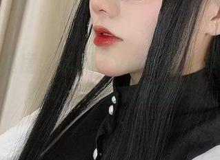 瑜伽与私房：起起子vvvv让姿势变得有趣又出乎意料的图片