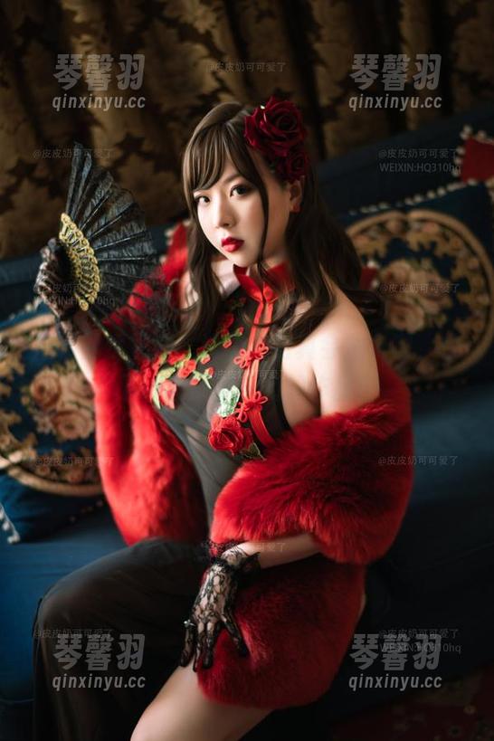 超皮皮皮奶 婚纱的透视感,这个模特真会放电啊,快下载超皮皮皮奶的作品!
