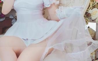 这组图片里，金鱼yui的路人女主像是不经意间的美好。