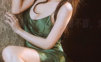 好吧，香草喵露露的套图很不错，女孩们怎么看？